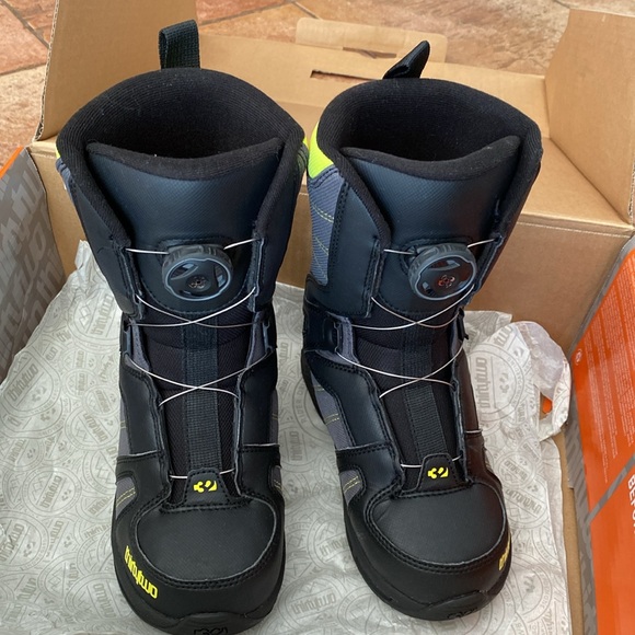 Kids Boa snow board boots - Picture 2 of 7